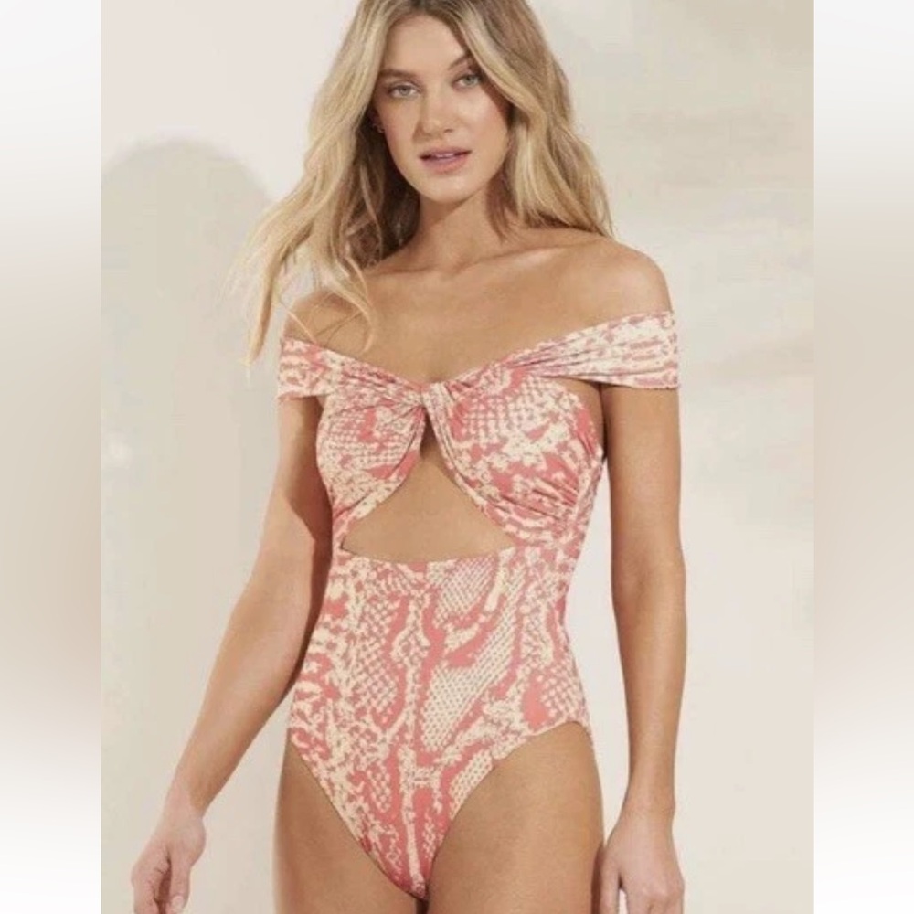Maaji Spirit Animal Yvette Swimsuit One Piece Convertible